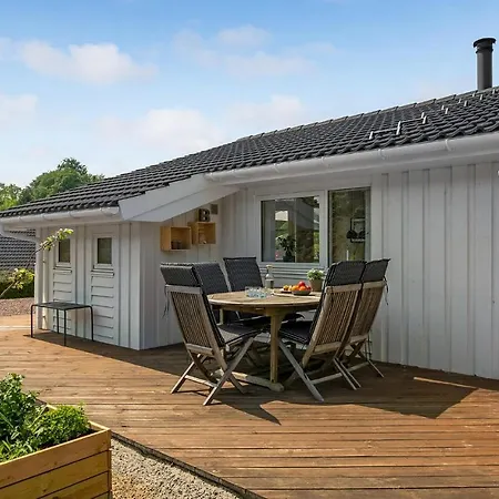 Feriehus Three-bedroom In