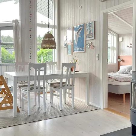3 Bedroom Nice Home In Aabenraa * Åbenrå