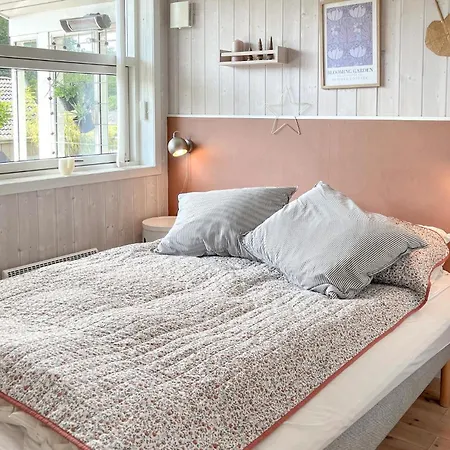 3 Bedroom Nice Home In Aabenraa Åbenrå