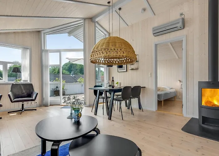 펜션 Three-bedroom In *