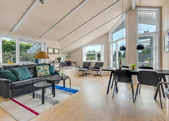 펜션 Three-bedroom In 아벤라